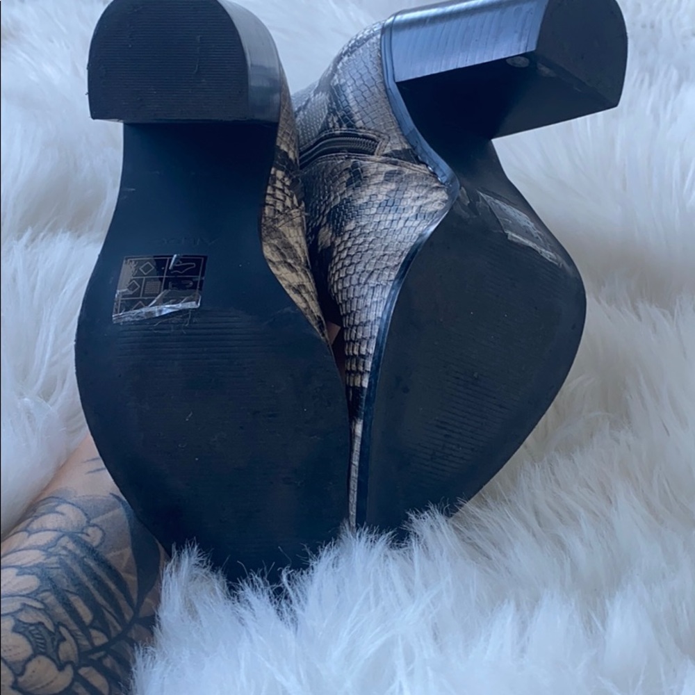 Snake print Loviren Aldo booties - Picture 4 of 5